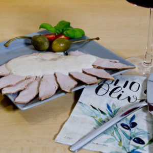 Vitello Tonnato eine der italienischen Vorspeisen