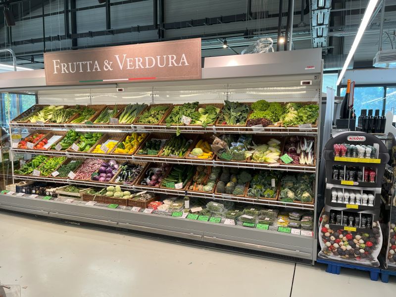 Obst und Gemüsen im Grande Mercato Andronaco