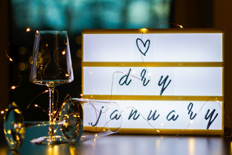 Dry January leere Gläser